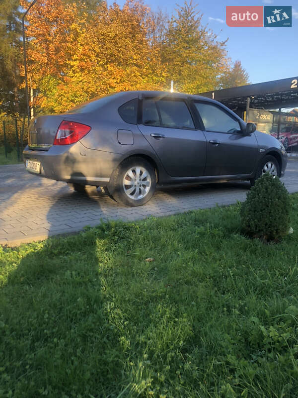 Седан Renault Symbol 2009 в Богородчанах
