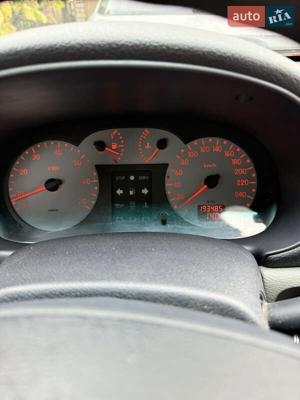 Седан Renault Symbol 2004 в Кременчуці фото 33 Седан Renault Symbol 2004 в Кременчуці