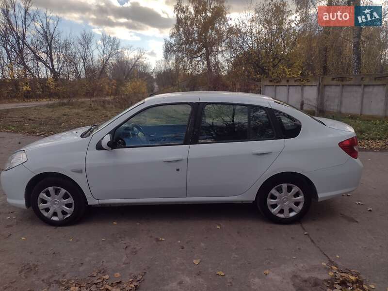 Седан Renault Symbol 2010 в Виннице