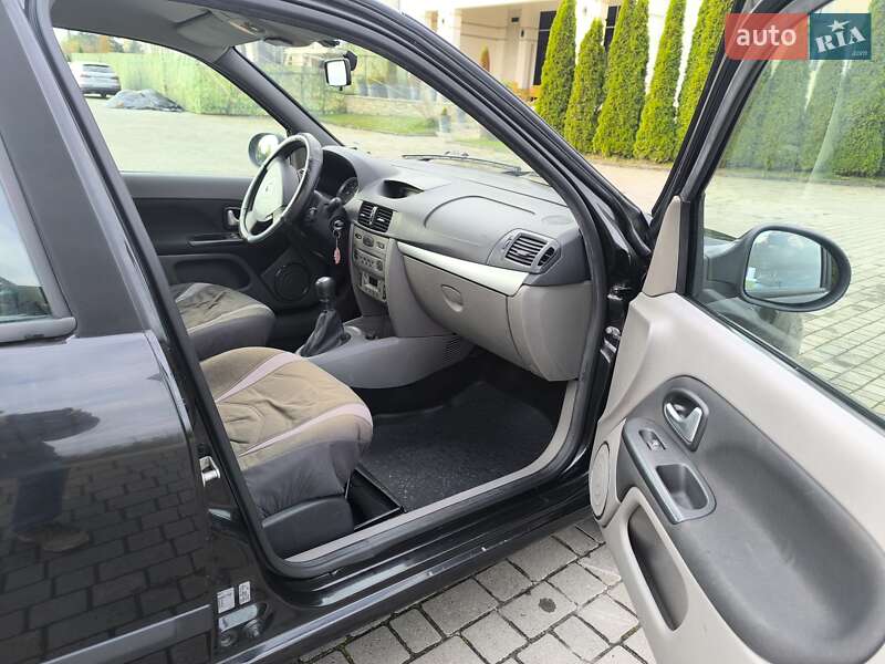 Седан Renault Symbol 2011 в Львове фото 9 Седан Renault Symbol 2011 в Львове