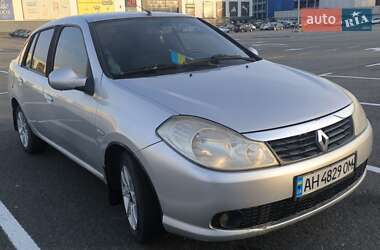 Седан Renault Symbol 2010 в Коцюбинском