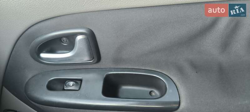 Седан Renault Symbol 2010 в Коцюбинском фото 55 Седан Renault Symbol 2010 в Коцюбинском