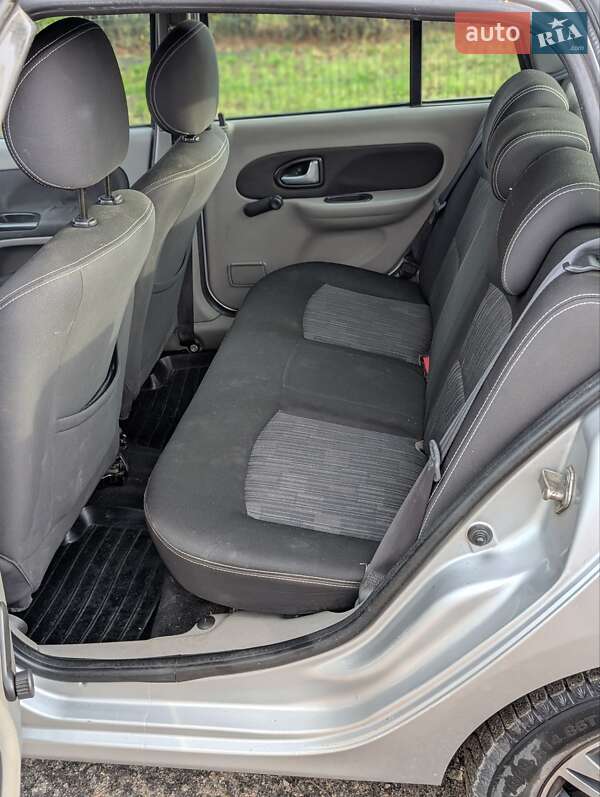 Седан Renault Symbol 2011 в Новой Водолаге фото 20 Седан Renault Symbol 2011 в Новой Водолаге