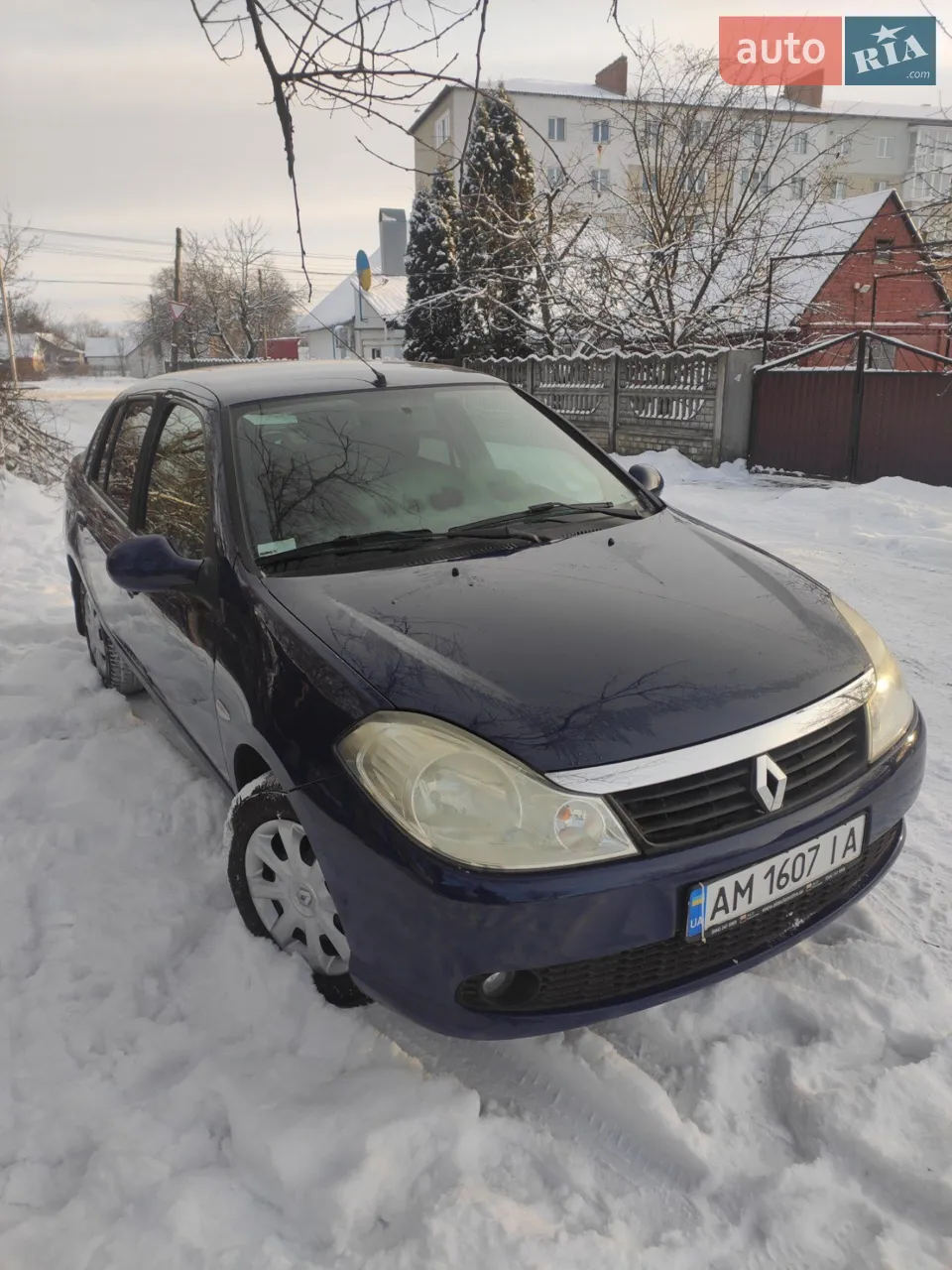 2009 Renault Symbol - мініатюра 16