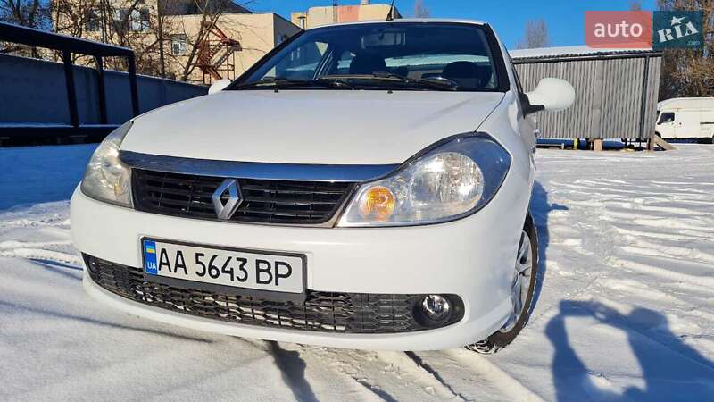 Седан Renault Symbol 2010 в Киеве