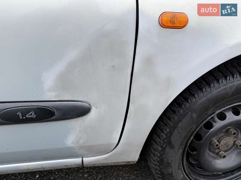 Седан Renault Symbol 2003 в Киеве фото 18 Седан Renault Symbol 2003 в Киеве