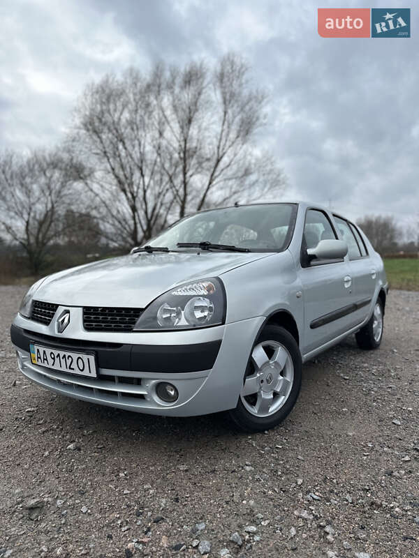 Renault Symbol 2004