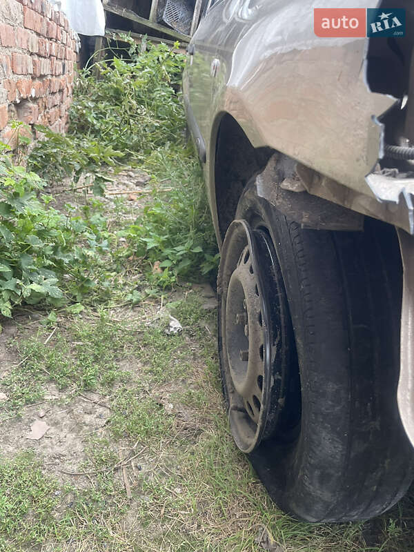 Седан Renault Symbol 2007 в Киеве