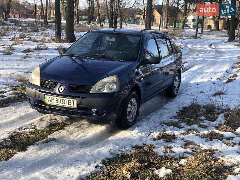 Седан Renault Symbol 2004 в Києві