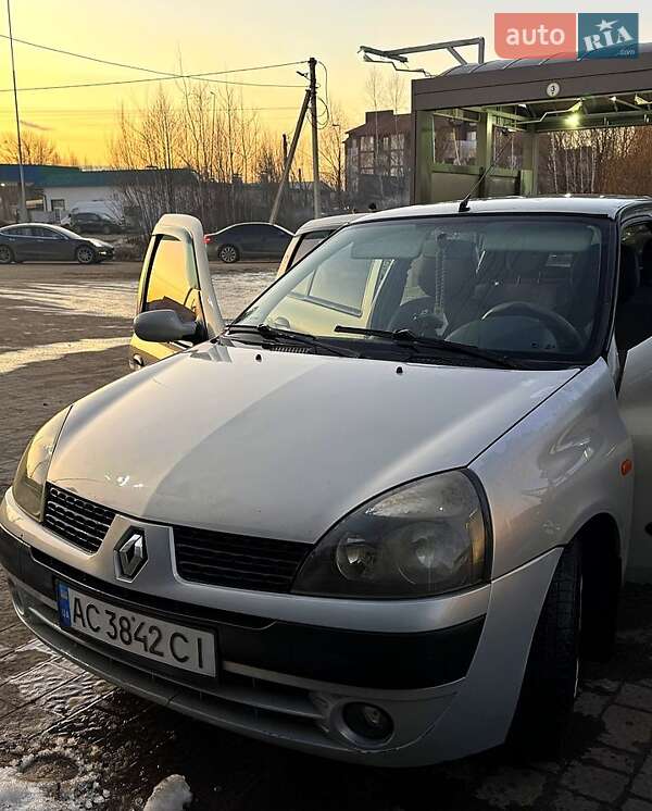 Седан Renault Symbol 2003 в Ратным