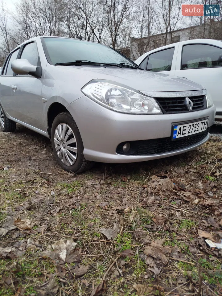 2010 Renault Symbol - мініатюра 26