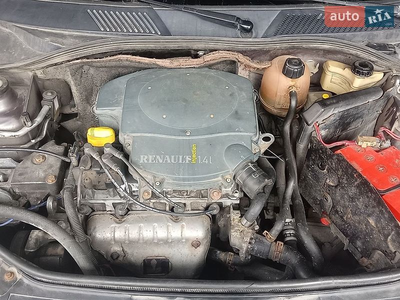 Седан Renault Symbol 2003 в Жмеринке