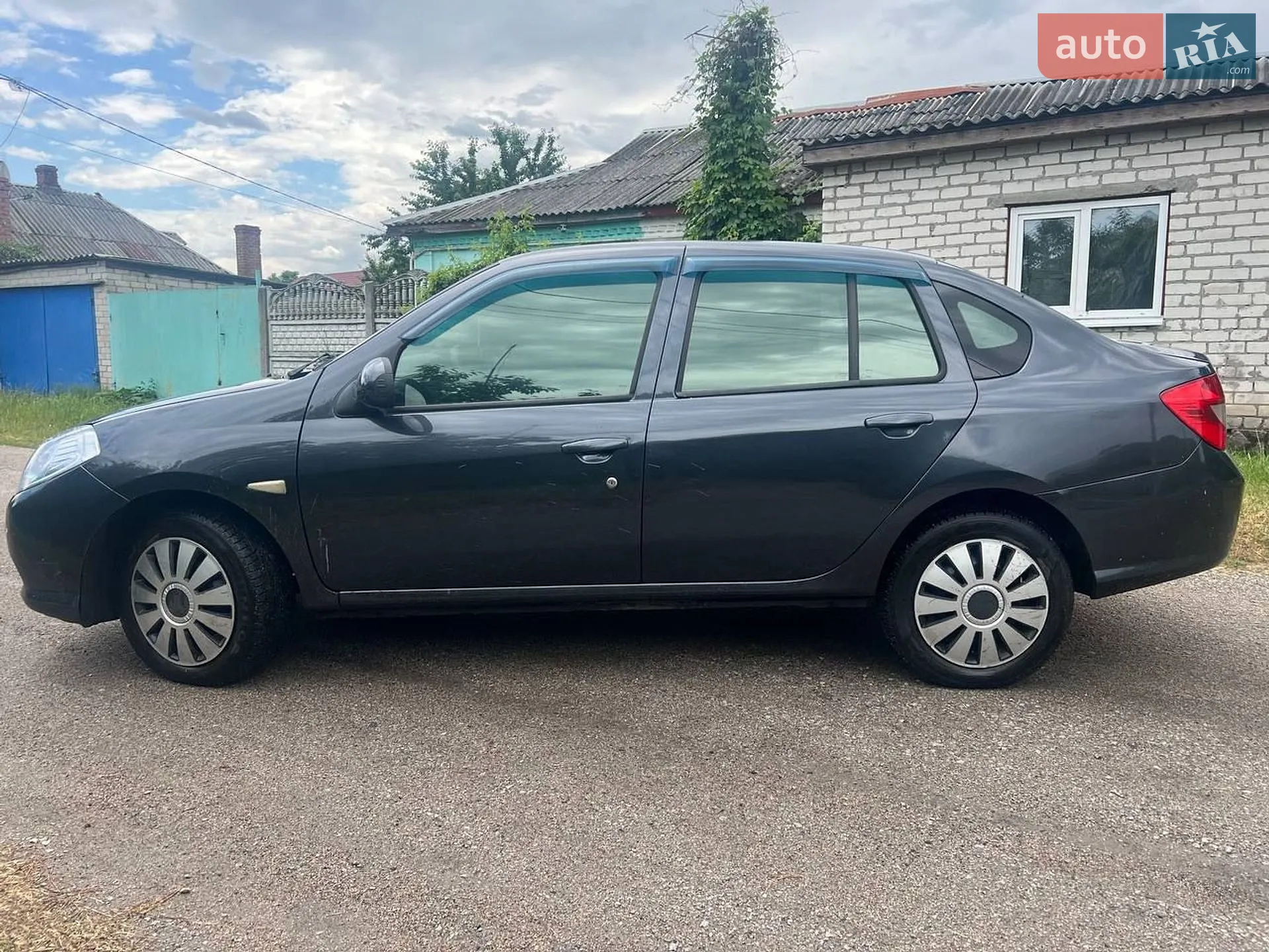 2011 Renault Symbol - мініатюра 8
