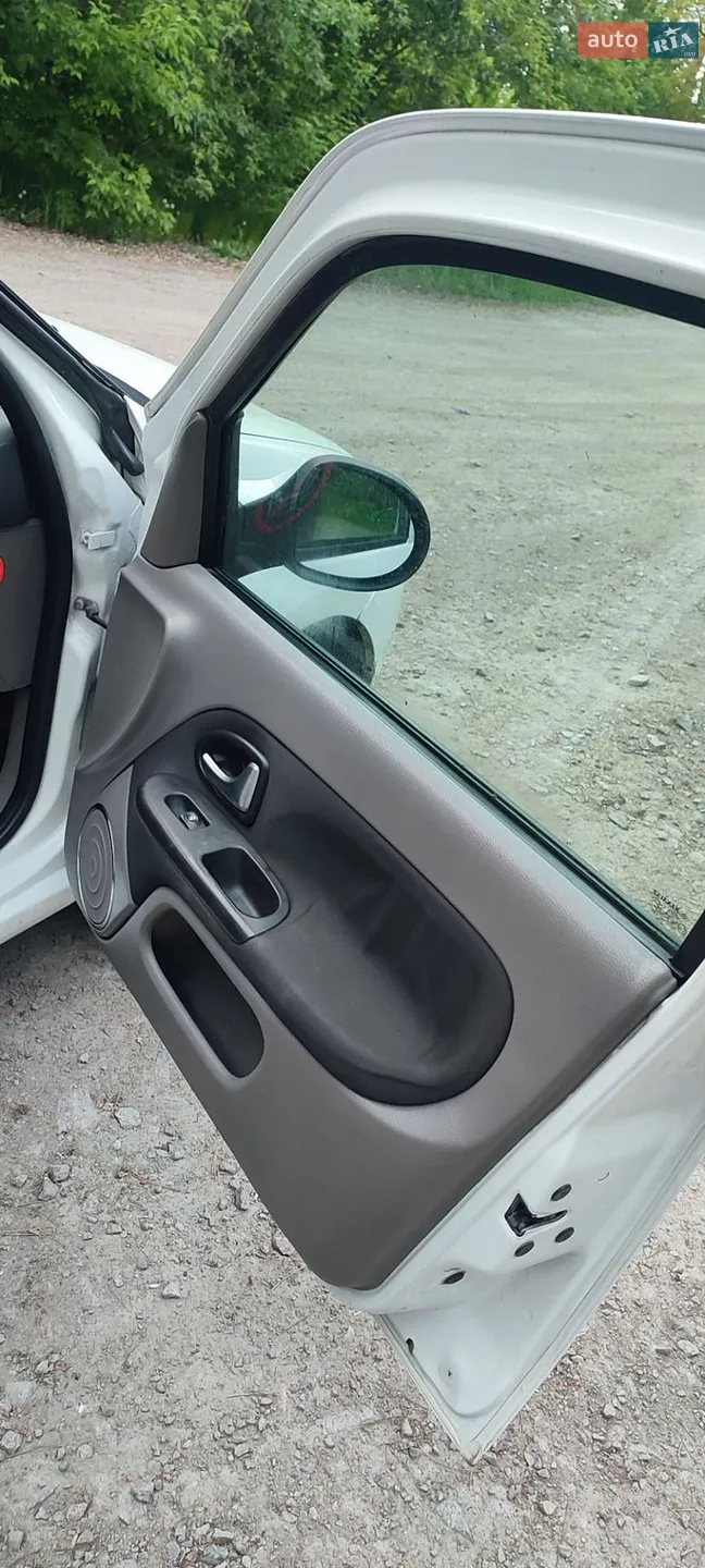 2012 Renault Symbol - мініатюра 5