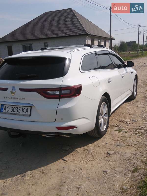 Універсал Renault Talisman 2016 в Хусті