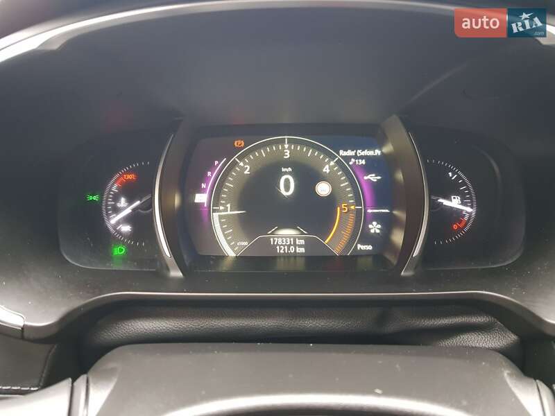 Седан Renault Talisman 2016 в Ивано-Франковске