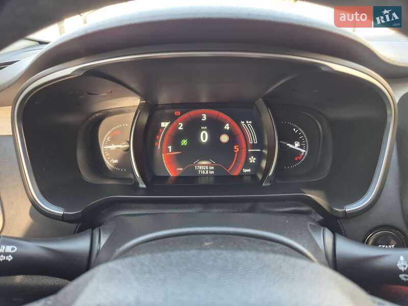 Седан Renault Talisman 2016 в Ивано-Франковске