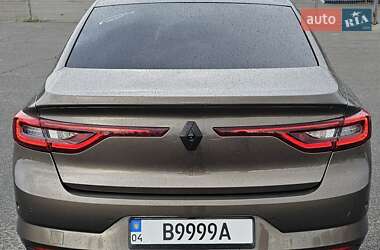 Седан Renault Talisman 2016 в 