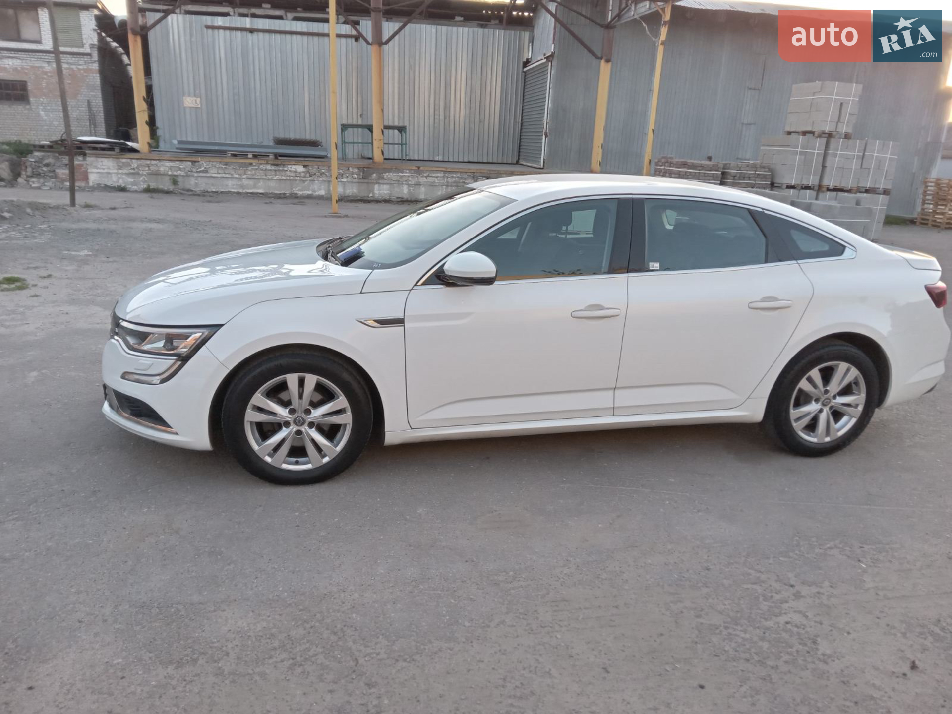 2016 Renault Talisman - мініатюра 2
