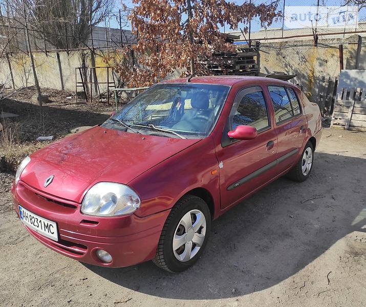 Седан Renault Thalia 2002 в Полтаве