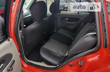 Седан Renault Thalia 2012 в 