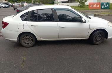Седан Renault Thalia 2011 в 