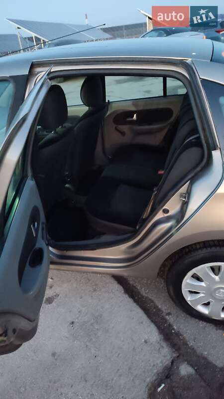 Седан Renault Thalia 2010 в Одессе фото 11 Седан Renault Thalia 2010 в Одессе