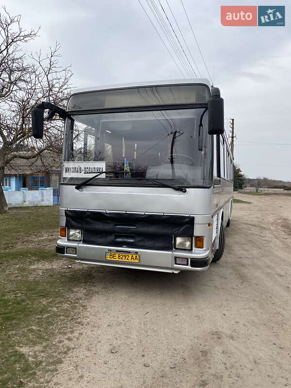 Туристичний / Міжміський автобус Renault Tracer 1994 в Миколаєві