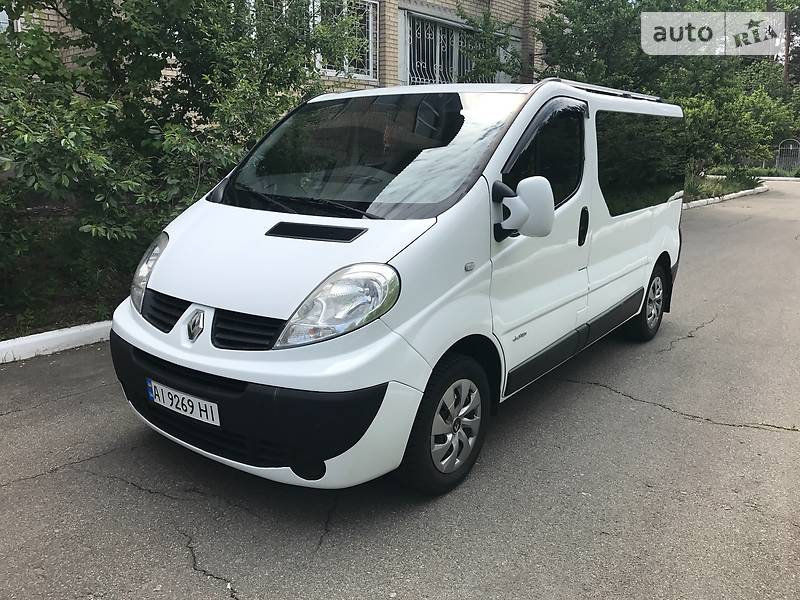 Renault Trafic 2012 года