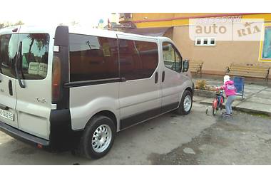 Минивэн Renault Trafic 2002 в Сваляве