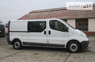 Грузопассажирский фургон Renault Trafic 2008 в Николаеве