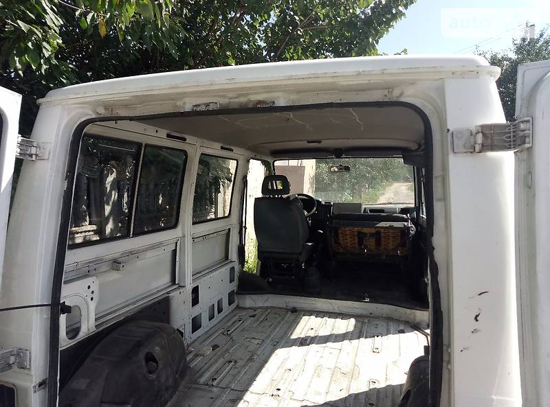 Грузовой фургон Renault Trafic 1996 в Изяславе