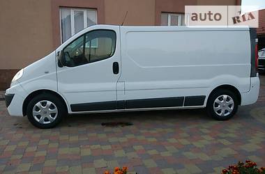 Грузопассажирский фургон Renault Trafic 2013 в Радивилове