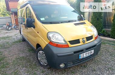 Грузопассажирский фургон Renault Trafic 2005 в Вижнице