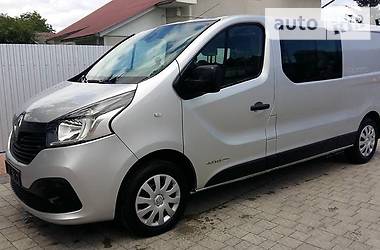 Вантажопасажирський фургон Renault Trafic 2016 в Житомирі