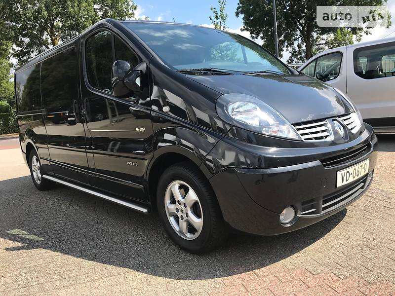 Грузопассажирский фургон Renault Trafic 2013 в Бродах