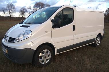 Грузопассажирский фургон Renault Trafic 2014 в Житомире