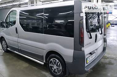 Минивэн Renault Trafic 2005 в Черновцах