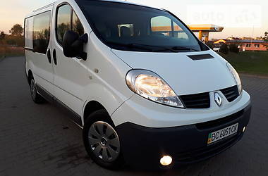 Грузопассажирский фургон Renault Trafic 2010 в Бродах