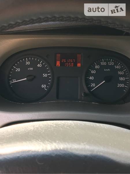 Вантажопасажирський фургон Renault Trafic 2006 в Києві