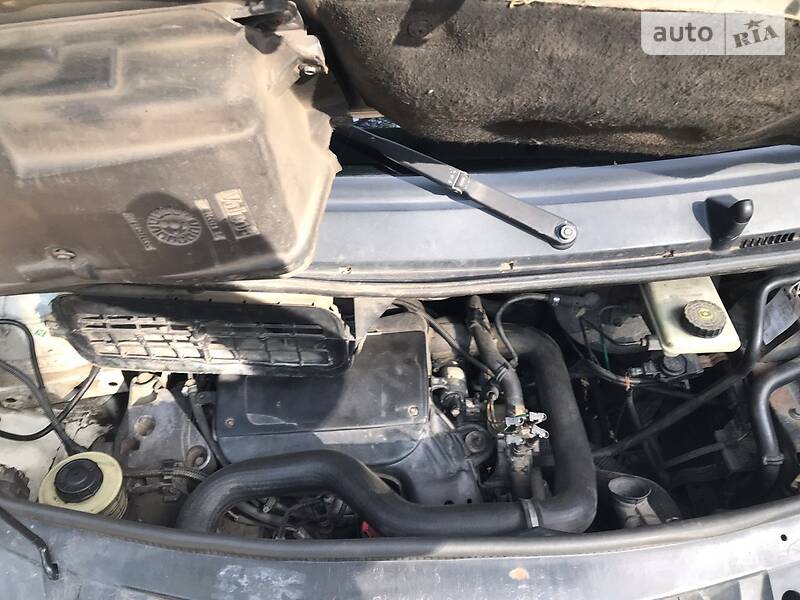 Мінівен Renault Trafic 2003 в Коростишеві