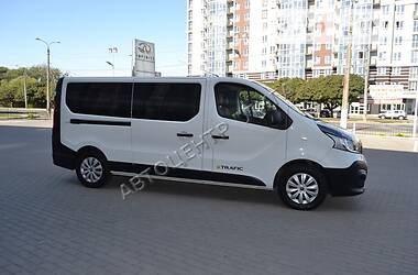 Грузопассажирский фургон Renault Trafic 2015 в Хмельницком