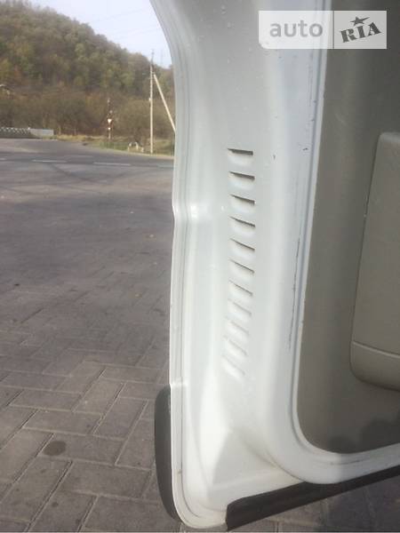 Мінівен Renault Trafic 2004 в Вижниці