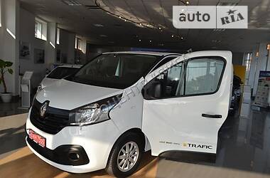 Грузопассажирский фургон Renault Trafic 2015 в Хмельницком