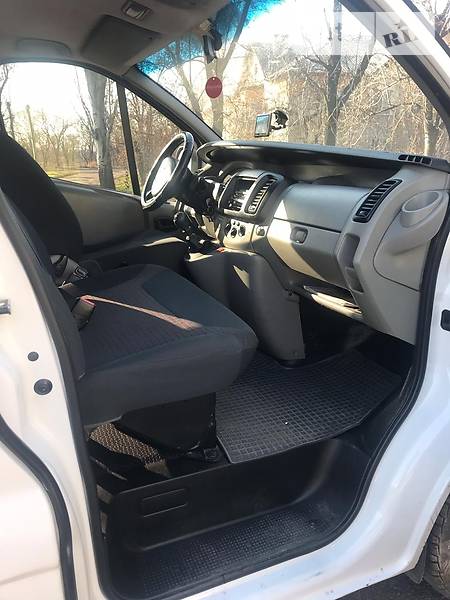 Минивэн Renault Trafic 2010 в Торецке
