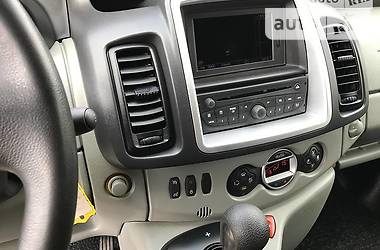 Вантажопасажирський фургон Renault Trafic 2014 в 