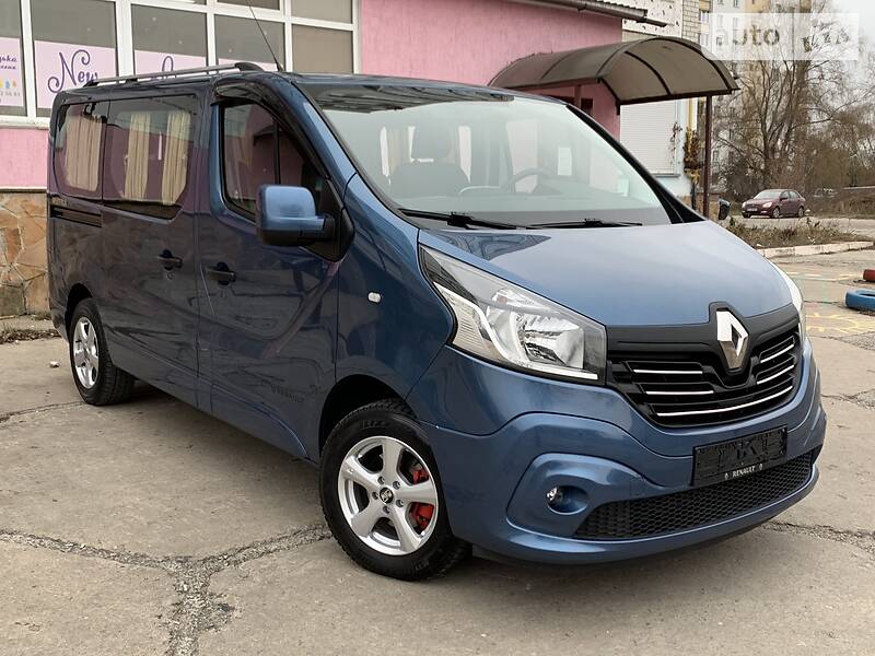 Минивэн Renault Trafic 2016 в Киеве