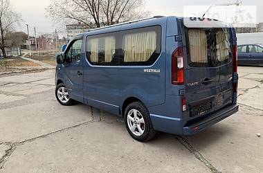 Минивэн Renault Trafic 2016 в Киеве