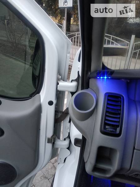 Мінівен Renault Trafic 2009 в Тернополі