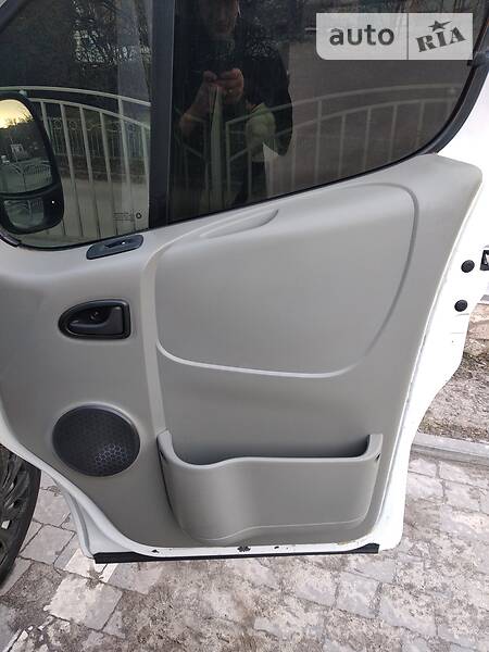 Мінівен Renault Trafic 2009 в Тернополі